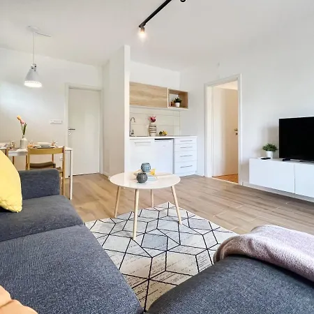 Valerian Apartment *