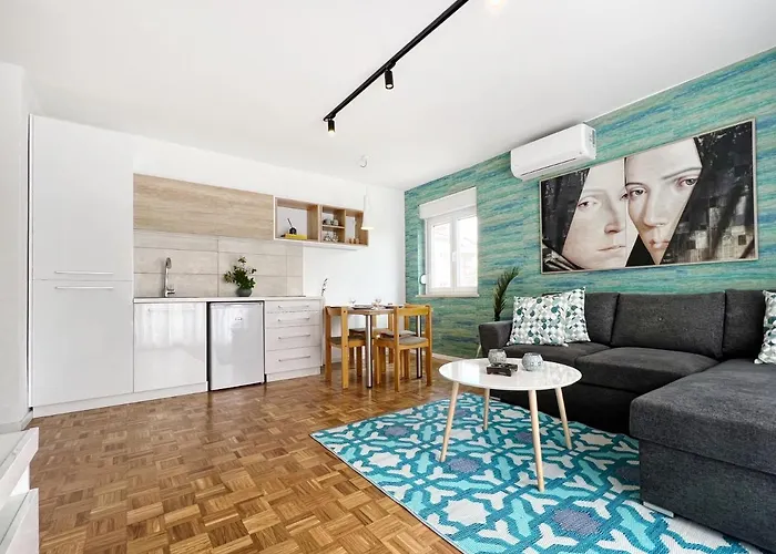 Valerian Apartament *