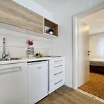 Valerian Apartment *